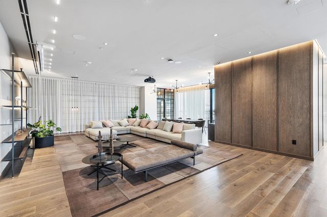 601 NE 1st Avenue 2809, Miami, FL 33132
