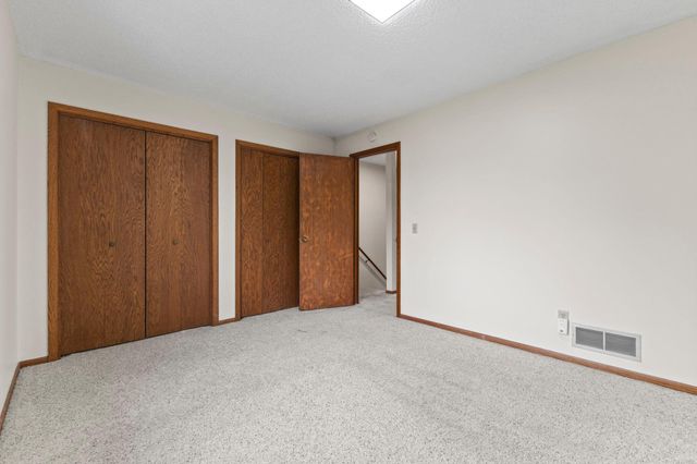 6666 Xerxes Place N, Brooklyn Center, MN 55430