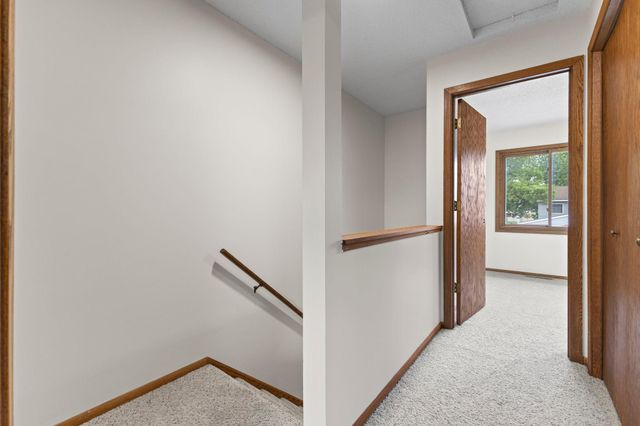 6666 Xerxes Place N, Brooklyn Center, MN 55430