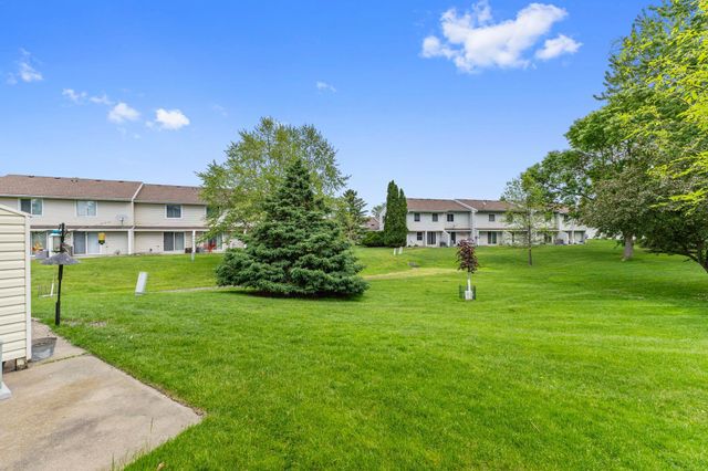 6666 Xerxes Place N, Brooklyn Center, MN 55430