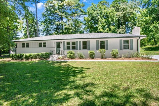 1348 Ridgewood Drive SW, Lilburn, GA 30047