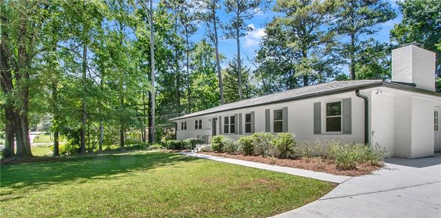 1348 Ridgewood Drive SW, Lilburn, GA 30047