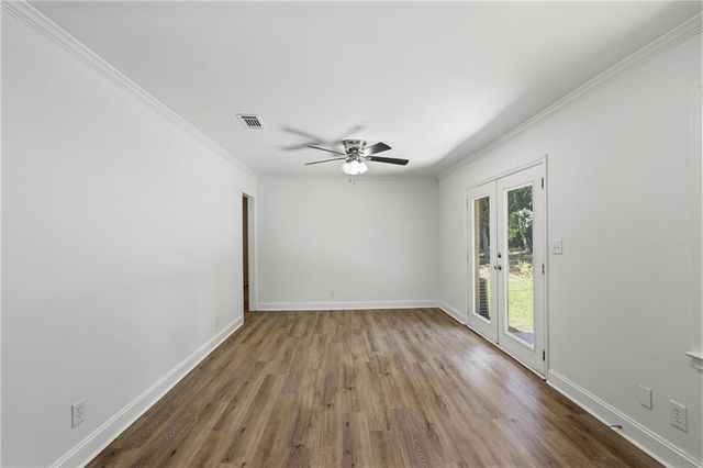 1348 Ridgewood Drive SW, Lilburn, GA 30047