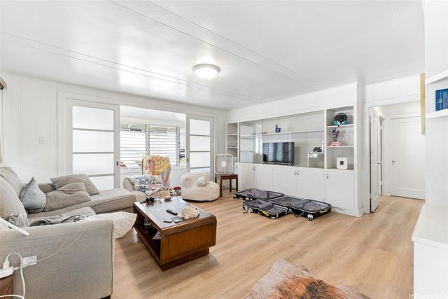 3110 Waialae Avenue, Honolulu, HI 96816