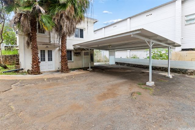 3110 Waialae Avenue, Honolulu, HI 96816