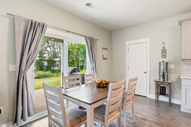 988 Burghley Circle, Greer, SC 29651