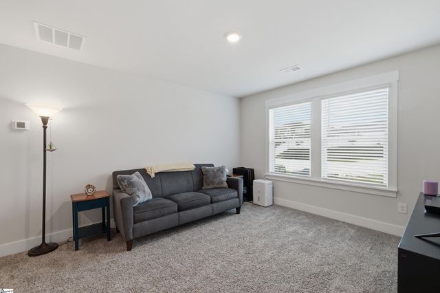 988 Burghley Circle, Greer, SC 29651