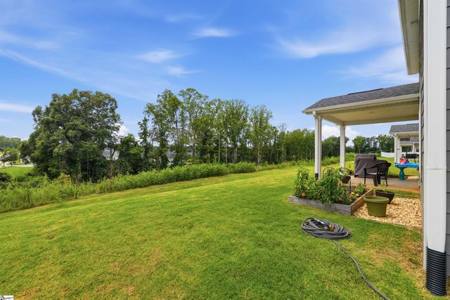 988 Burghley Circle, Greer, SC 29651