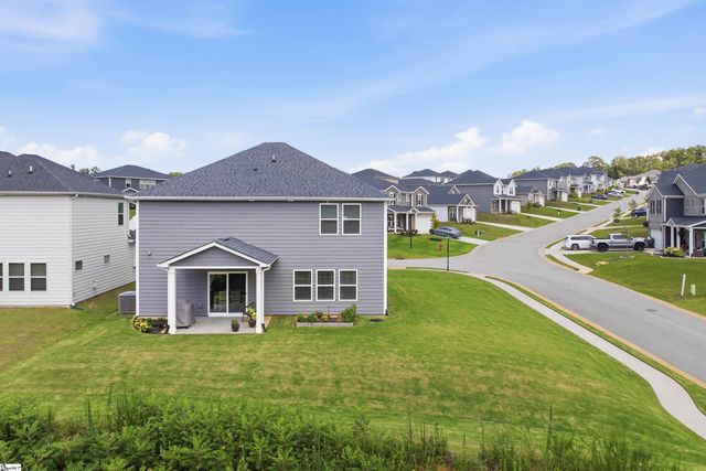 988 Burghley Circle, Greer, SC 29651