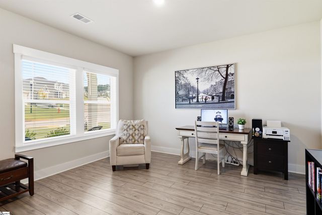 988 Burghley Circle, Greer, SC 29651