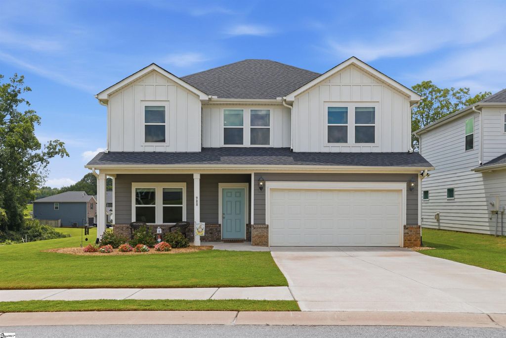 988 Burghley Circle, Greer, SC 29651