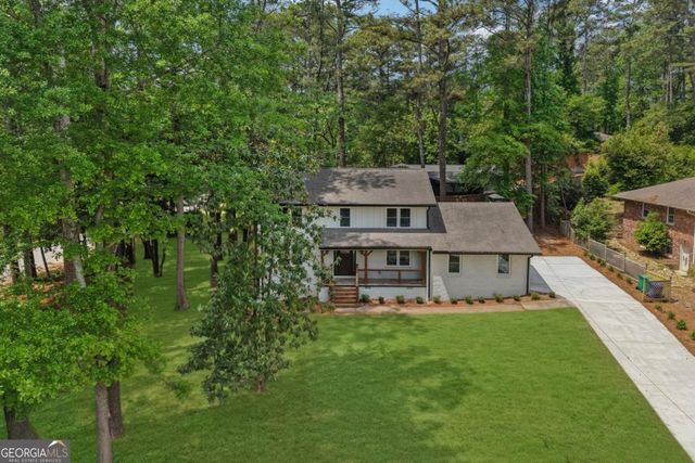 2452 King Arthur Circle NE, Atlanta, GA 30345