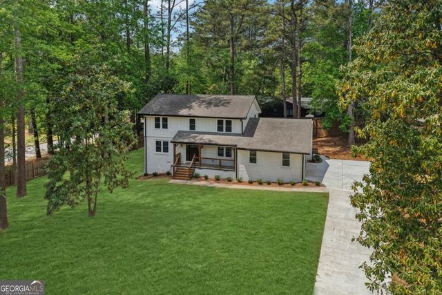 2452 King Arthur Circle NE, Atlanta, GA 30345