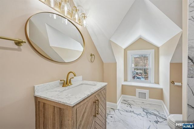 44 Madison Avenue, Montclair, NJ 07042