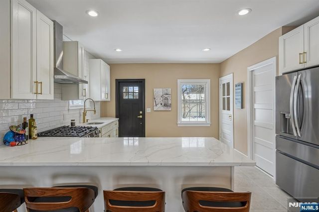 44 Madison Avenue, Montclair, NJ 07042