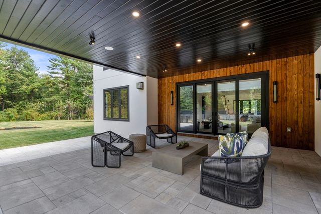 68 Locust Lane, Needham, MA 02492