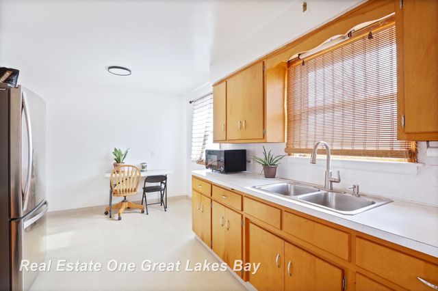 275 W Lynn Street, Saginaw, MI 48604