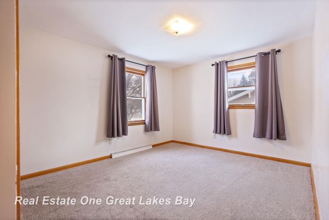 275 W Lynn Street, Saginaw, MI 48604