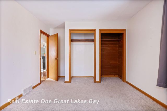 275 W Lynn Street, Saginaw, MI 48604