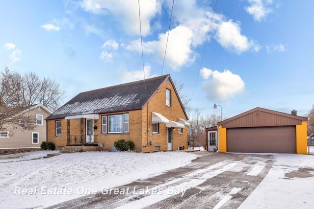 275 W Lynn Street, Saginaw, MI 48604