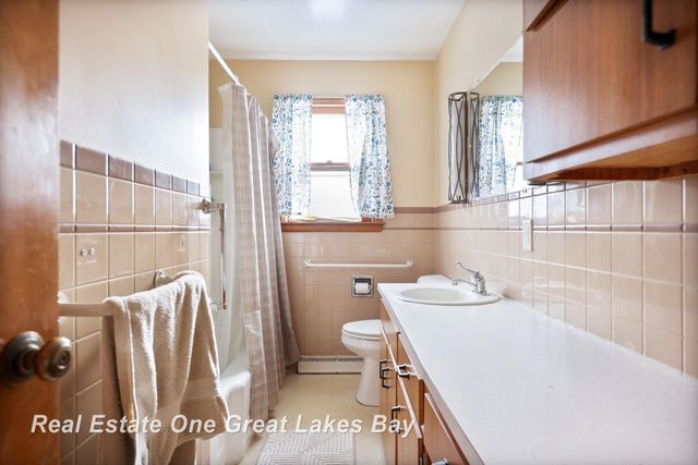 275 W Lynn Street, Saginaw, MI 48604