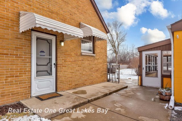 275 W Lynn Street, Saginaw, MI 48604