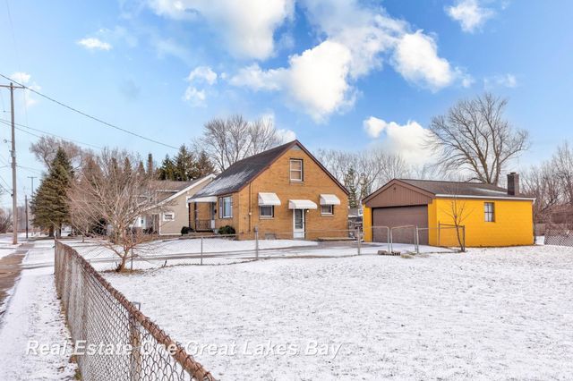 275 W Lynn Street, Saginaw, MI 48604