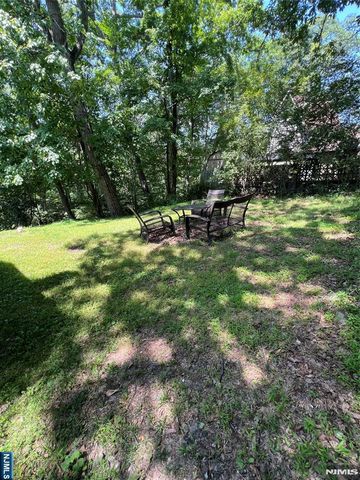 20 Wildwood Street, West Milford, NJ 07480