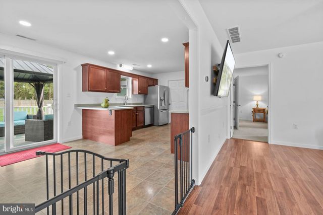 2947 HAZLETTVILLE RD, Dover, DE 19904