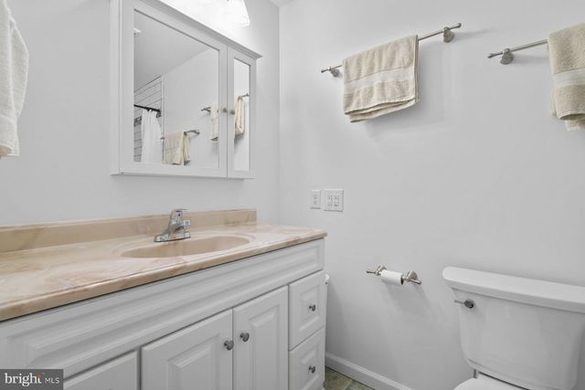 2947 HAZLETTVILLE RD, Dover, DE 19904