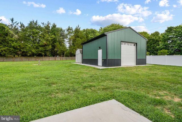 2947 HAZLETTVILLE RD, Dover, DE 19904
