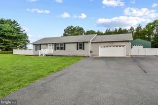 2947 HAZLETTVILLE RD, Dover, DE 19904