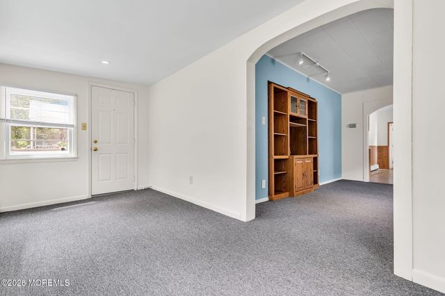 335 Elizabeth Avenue, Toms River, NJ 08753