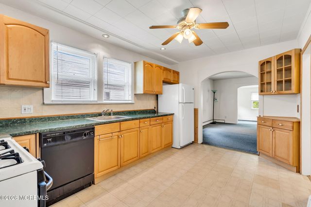 335 Elizabeth Avenue, Toms River, NJ 08753