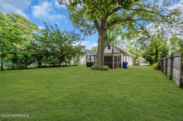 335 Elizabeth Avenue, Toms River, NJ 08753