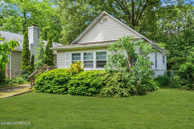 335 Elizabeth Avenue, Toms River, NJ 08753