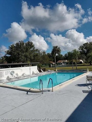 10469 High Grove Avenue, Lake Placid, FL 33852