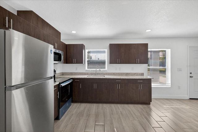 4151 OAKFIELD AVENUE, Holiday, FL 34691