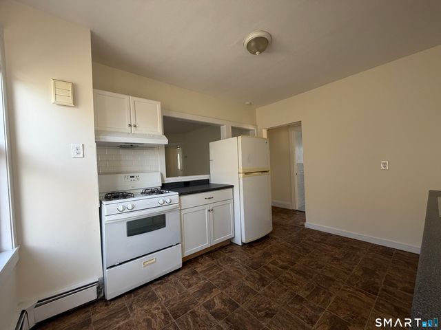 37-41 Jackson Avenue 3, Bridgeport, CT 06606