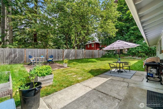4303 225th Street SW, Mountlake Terrace, WA 98043