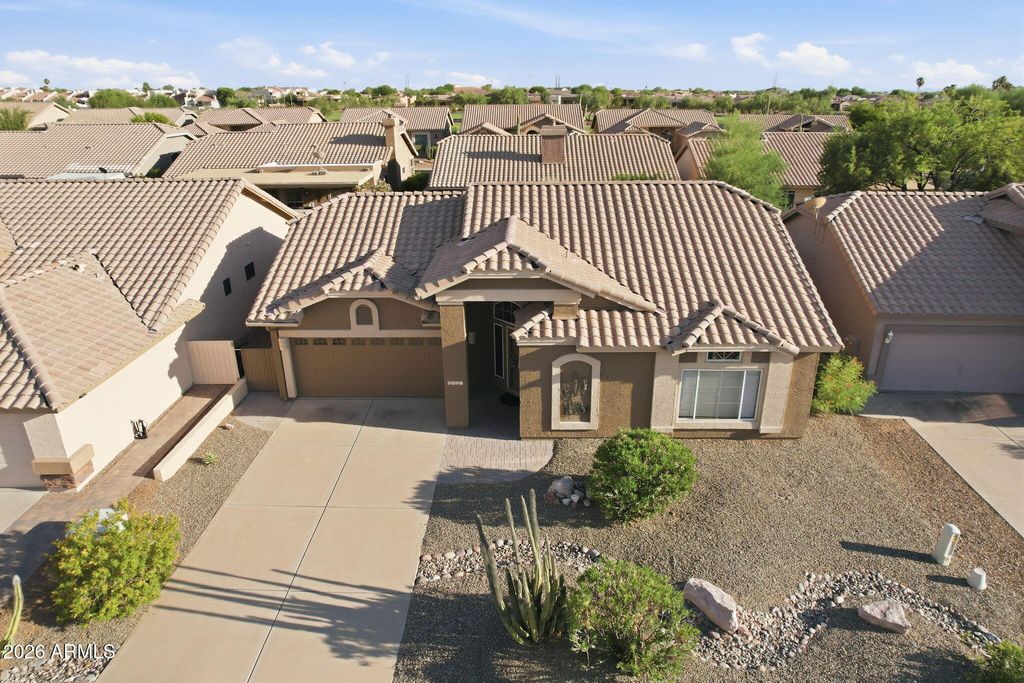 8527 E Saguaro Blossom Road, Gold Canyon, AZ 85118 — exterior