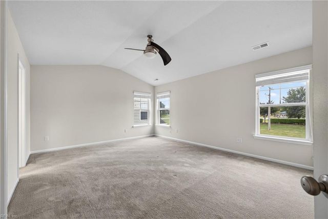 136 Meridian Pl, Suffolk, VA 23435
