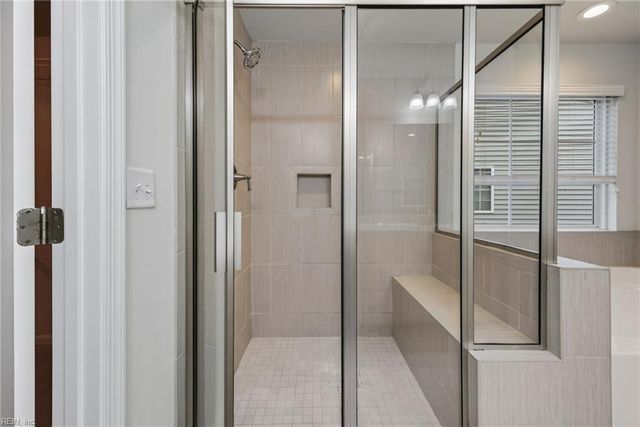 136 Meridian Pl, Suffolk, VA 23435