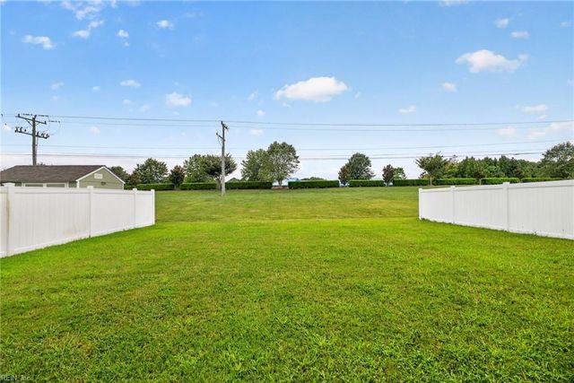 136 Meridian Pl, Suffolk, VA 23435
