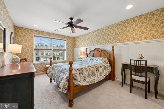 3 WHARTON DR, Glen Mills, PA 19342