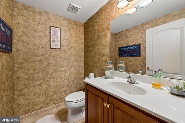 3 WHARTON DR, Glen Mills, PA 19342