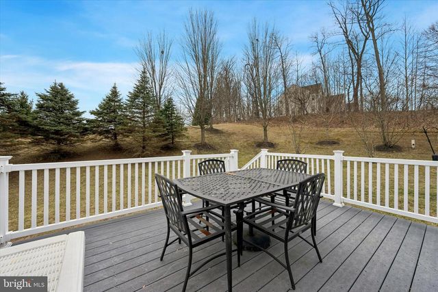 3 WHARTON DR, Glen Mills, PA 19342