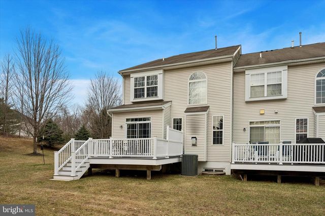 3 WHARTON DR, Glen Mills, PA 19342