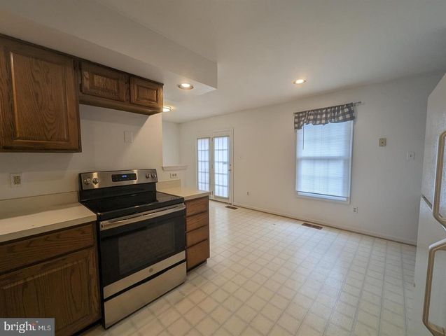 9003 MARIE CT, Lorton, VA 22079