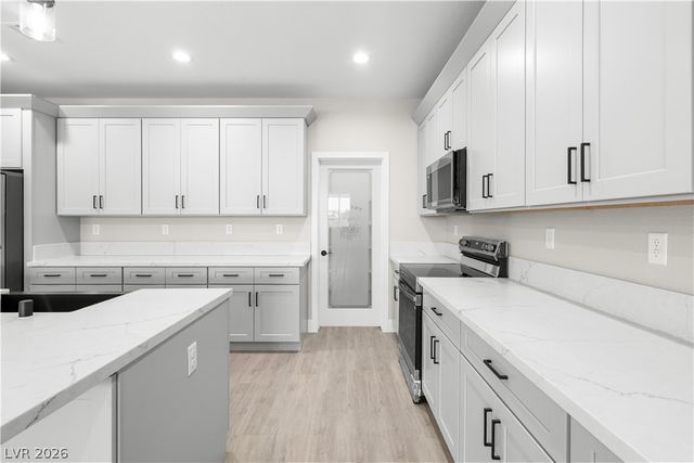 6360 Waterford Street, Pahrump, NV 89061